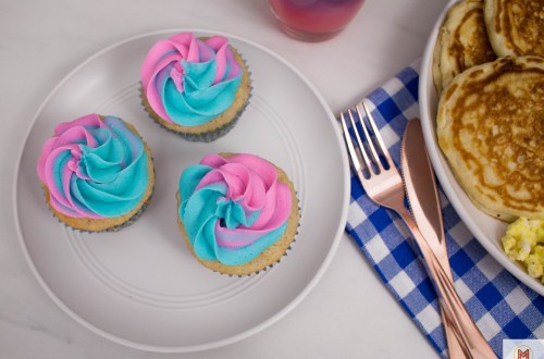Sleeping Beauty Movie Night for Family Movie night idea with Sleeping Beauty Party food - Pink and Blue Cupcakes
